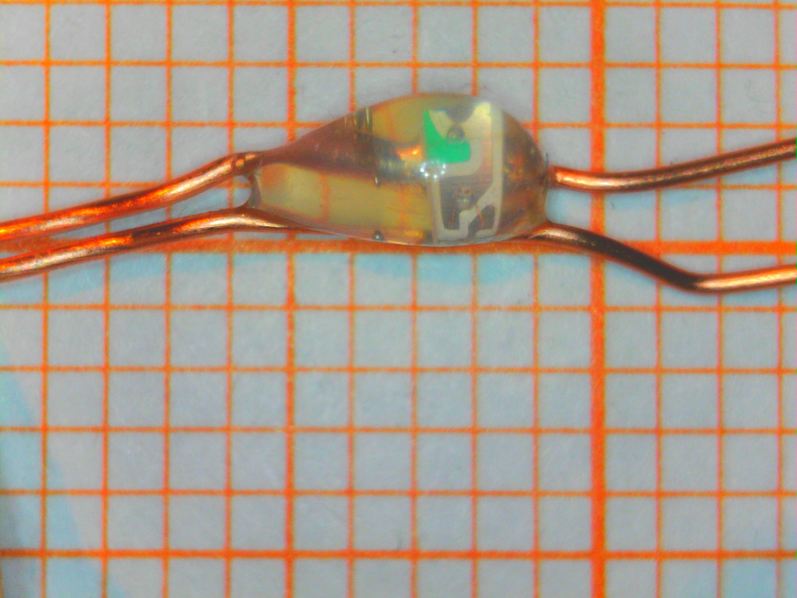 Analyzing a Copper String Light with unusual Phosphor Converted LEDs ...