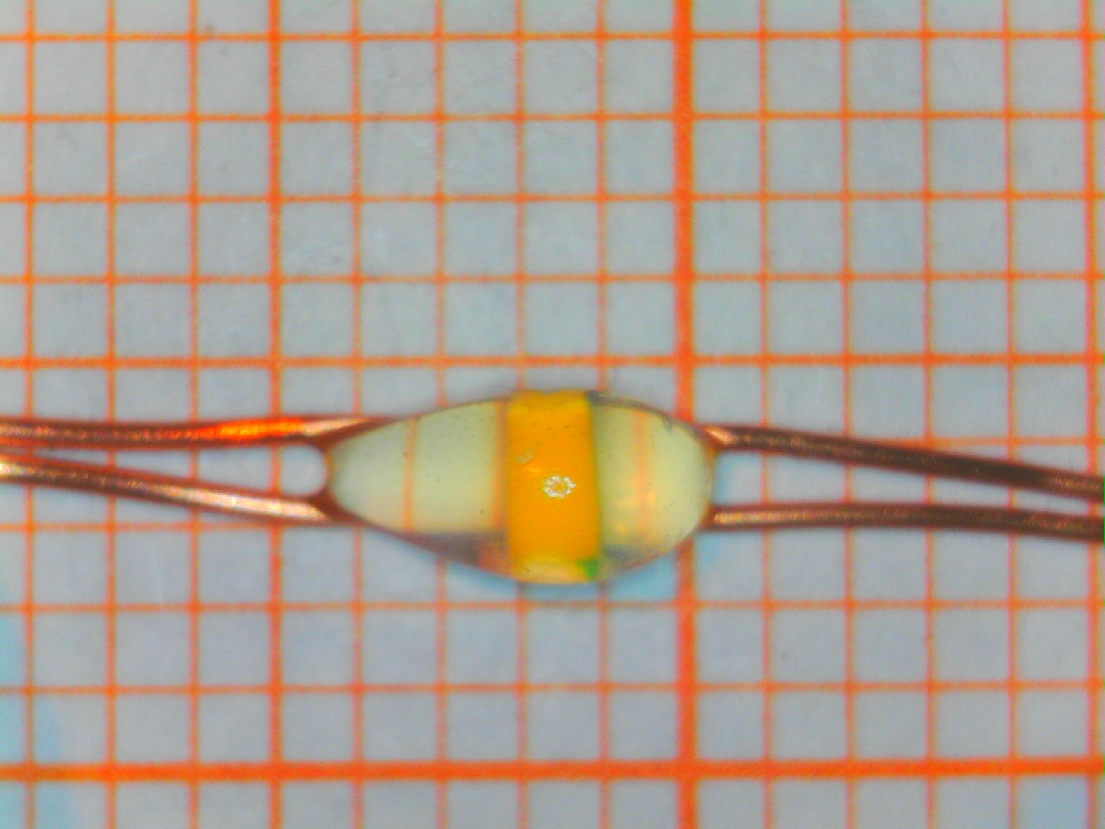 Analyzing a Copper String Light with unusual Phosphor Converted LEDs ...